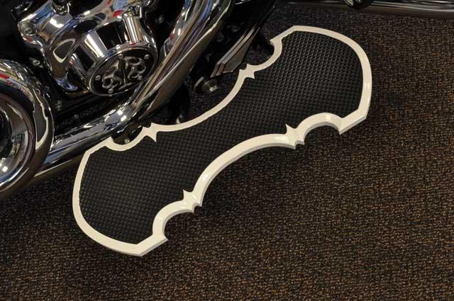 Floorboards for Harley Davidson: Assassin Saber Edition - Precision Billet