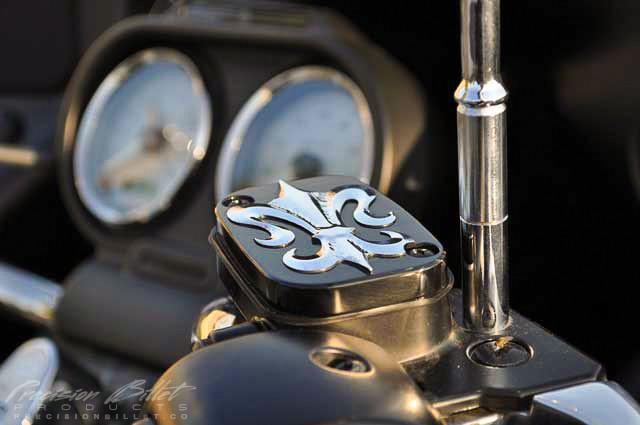 Upper Master Cylinder Cover for Harley Davidson: Fleur Edition - Precision Billet