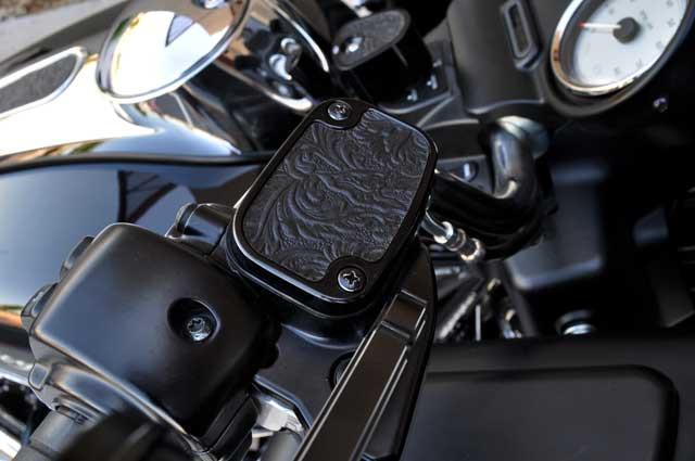 Upper Master Cylinder Cover for Harley Davidson: Exotic Edition Filigree Leather - Precision Billet